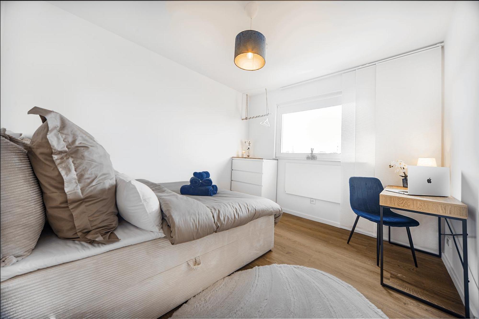 Excellence Deluxe Suite Mit Balkon & Stadtblick - Zentral An Der Messe Essen Luaran gambar