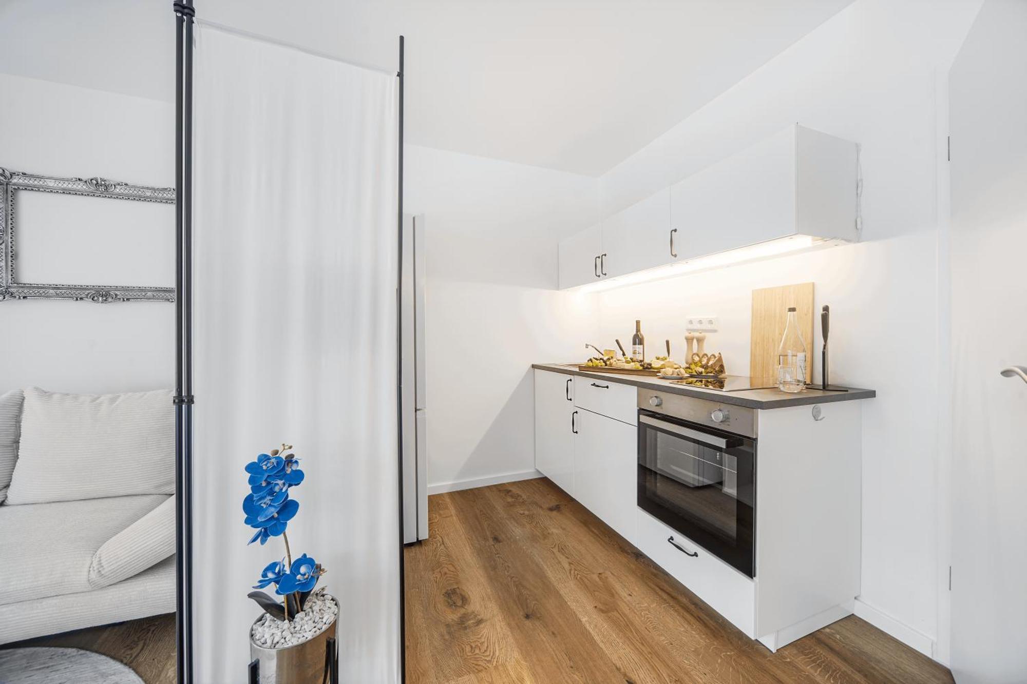 Excellence Deluxe Suite Mit Balkon & Stadtblick - Zentral An Der Messe Essen Luaran gambar